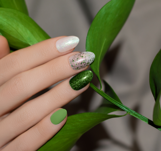 Nails enhancement